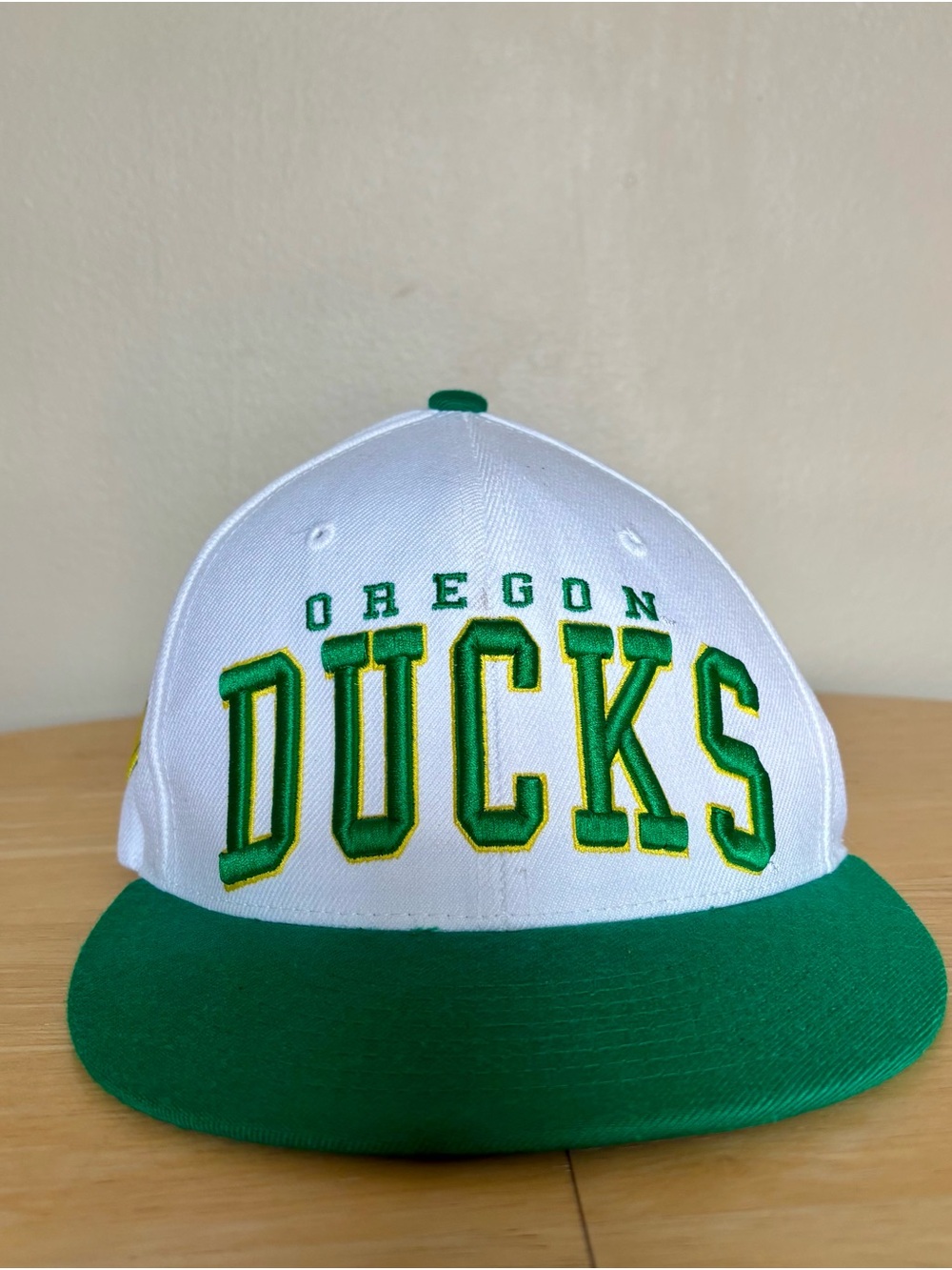 Zephyr Oregon Ducks White & Green Snapback Hat